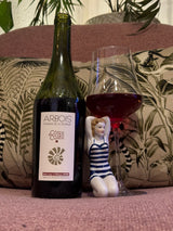 Cotes a Cotes is an interesting natural wine crafted by Domaine de la Touraize, in Arbois, in the Jura region in France