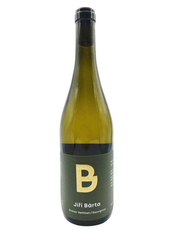light salads, seafood dishes and spicy cuisine will notes of coriander will be wonderful companions. Serve chilled.