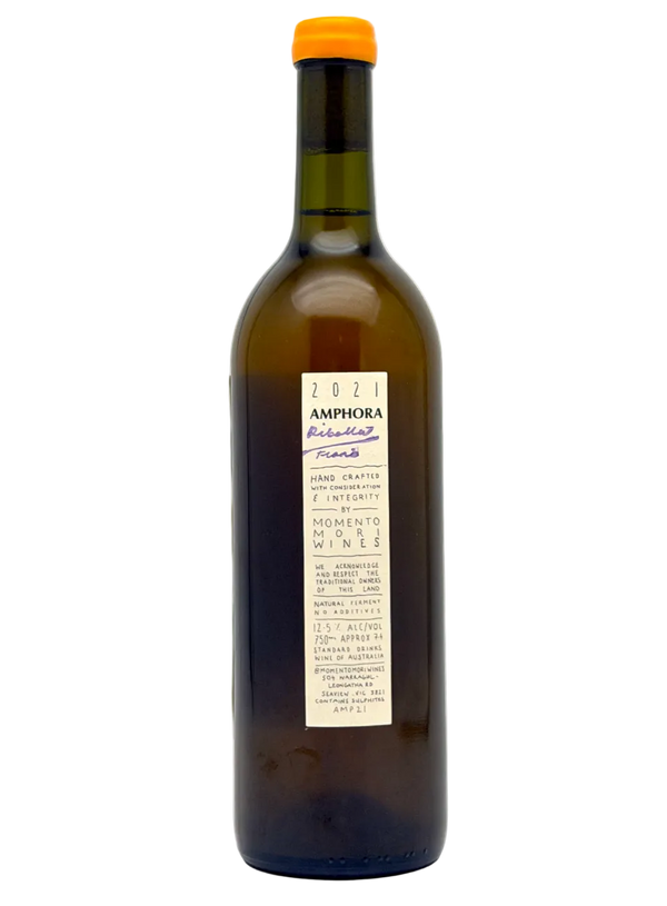 Amphora by Momento Mori