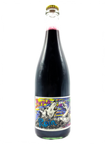 Kiss Kiss Maddies Lips (Purple Rain!) | Natural Wine by Staffelter Hof.